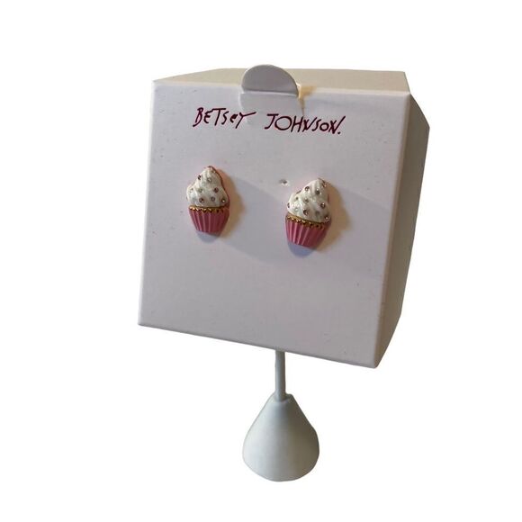 Betsey Johnson Adorable Sparkly Pink & White Cupcake Posts. - Picture 3 of 7